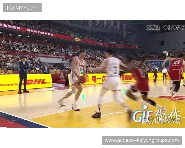 篮球运动员被打到吃球，背后的故事令人震惊