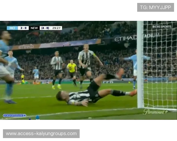 曼城3-1轻松晋级,决赛将迎接阿森纳的挑战 曼城3-1轻松晋级,决赛将迎接阿森纳的挑战